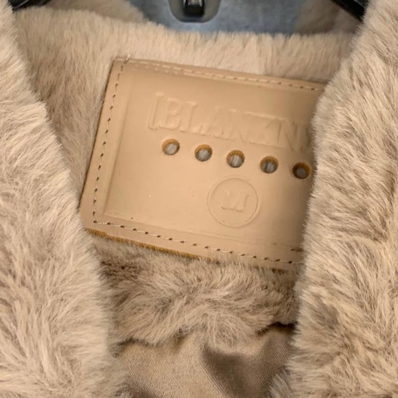 BLANKNYC Sand Stoner Siren Teddy Faux Fur Full-Zip Hooded Coat SZ M - Picture 7 of 8